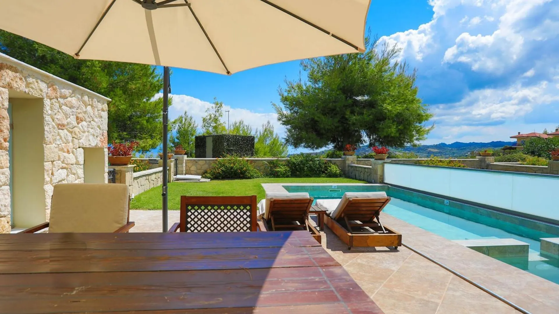 Sunny Villa Pende Hanioti
